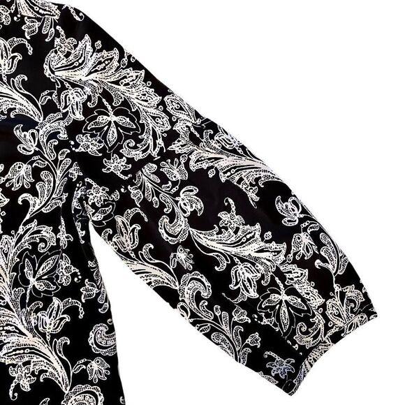 Talbots Floral Blouse in Black/White Women’s M - Picture 3 of 7